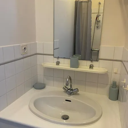 Le Petit Logis - Independent House Near Train Station & Center *